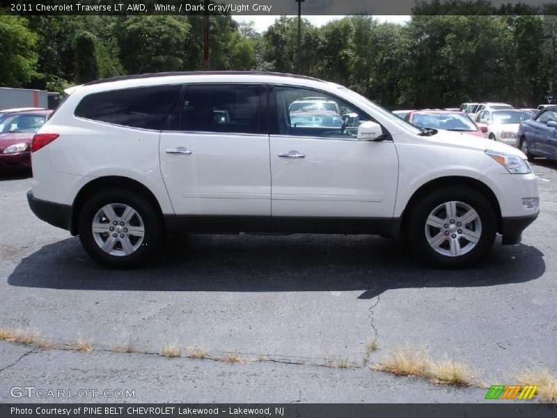 White / Dark Gray/Light Gray 2011 Chevrolet Traverse LT AWD