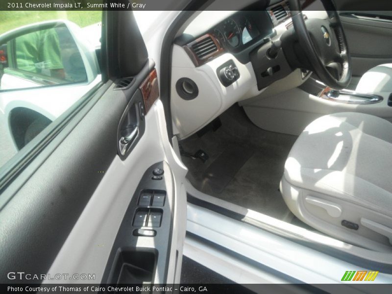 Summit White / Gray 2011 Chevrolet Impala LT
