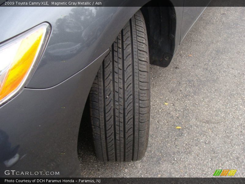 Magnetic Gray Metallic / Ash 2009 Toyota Camry XLE