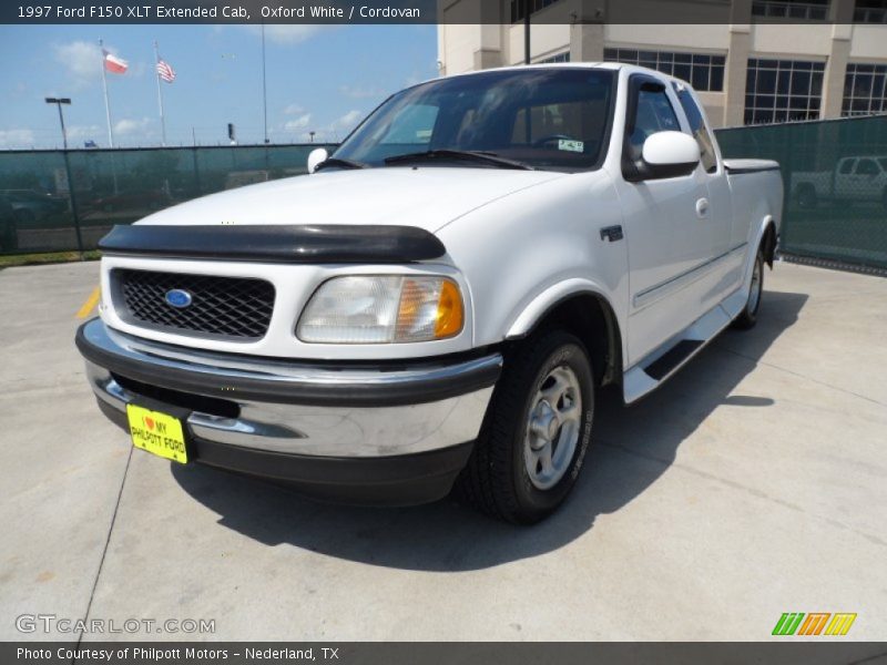 Oxford White / Cordovan 1997 Ford F150 XLT Extended Cab