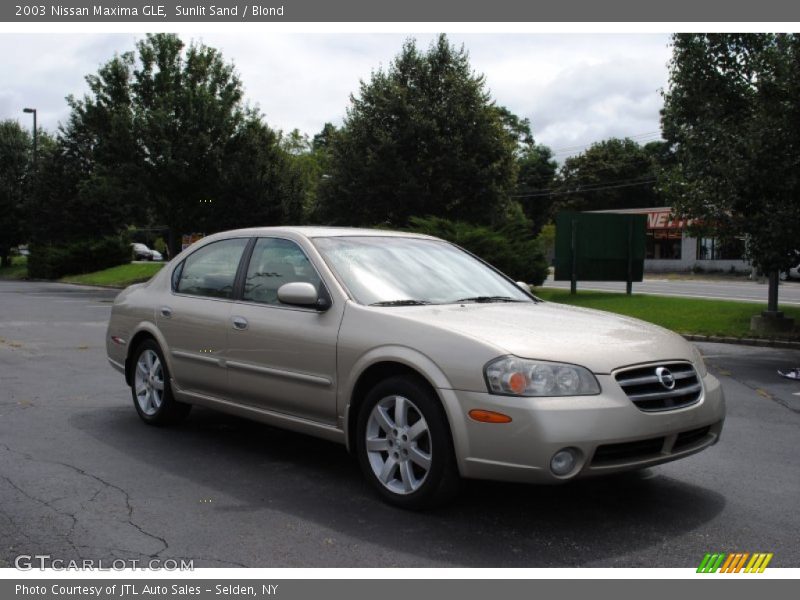 Sunlit Sand / Blond 2003 Nissan Maxima GLE