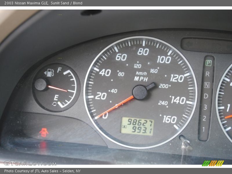 Sunlit Sand / Blond 2003 Nissan Maxima GLE