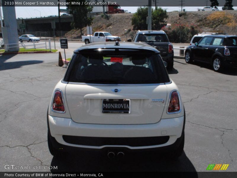 Pepper White / Grey/Carbon Black 2010 Mini Cooper S Hardtop
