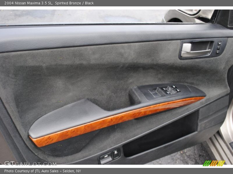 Spirited Bronze / Black 2004 Nissan Maxima 3.5 SL