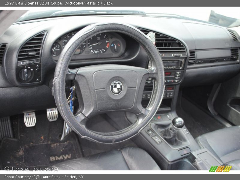 Dashboard of 1997 3 Series 328is Coupe