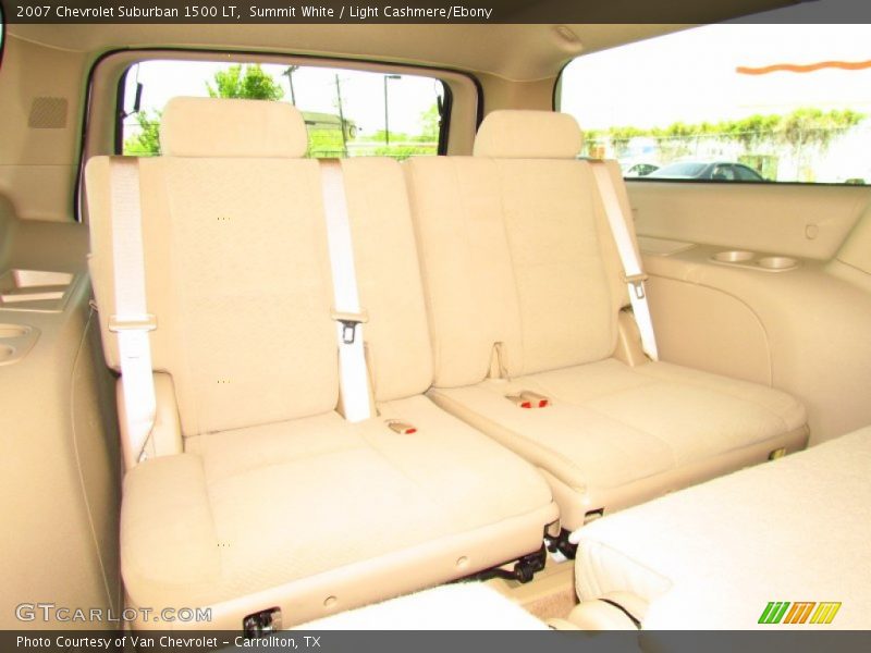  2007 Suburban 1500 LT Light Cashmere/Ebony Interior