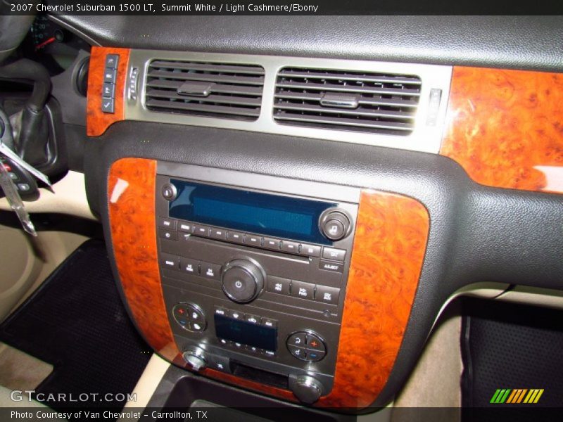 Audio System of 2007 Suburban 1500 LT