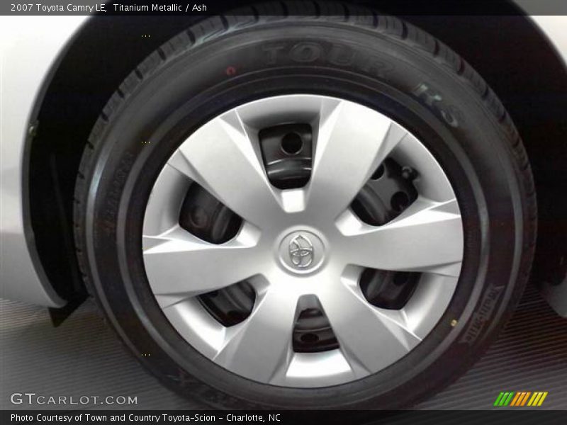 Titanium Metallic / Ash 2007 Toyota Camry LE
