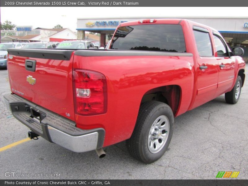 Victory Red / Dark Titanium 2009 Chevrolet Silverado 1500 LS Crew Cab