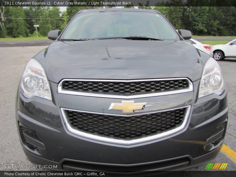 Cyber Gray Metallic / Light Titanium/Jet Black 2011 Chevrolet Equinox LS