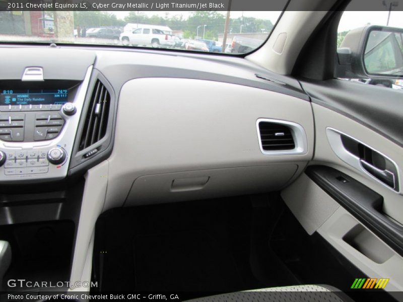 Cyber Gray Metallic / Light Titanium/Jet Black 2011 Chevrolet Equinox LS
