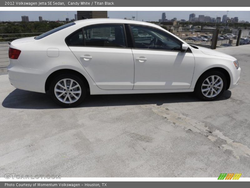 Candy White / Titan Black 2012 Volkswagen Jetta SE Sedan
