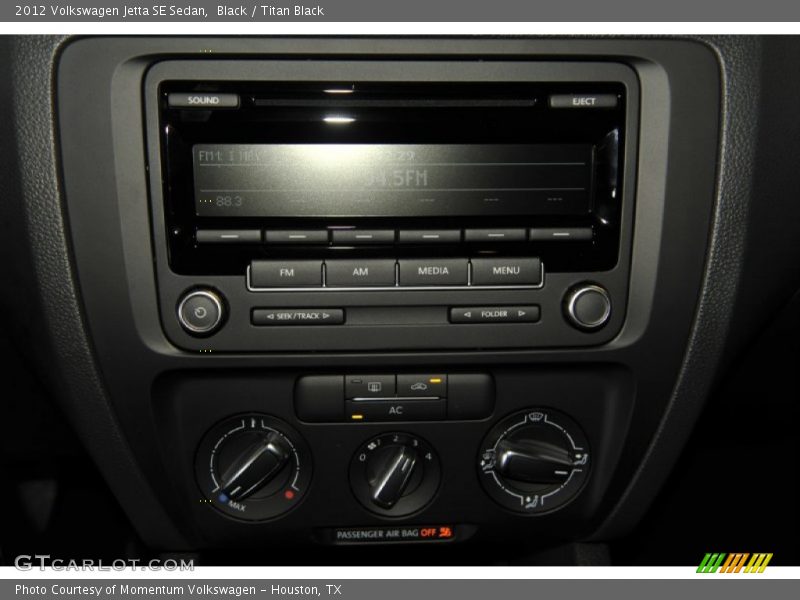 Black / Titan Black 2012 Volkswagen Jetta SE Sedan