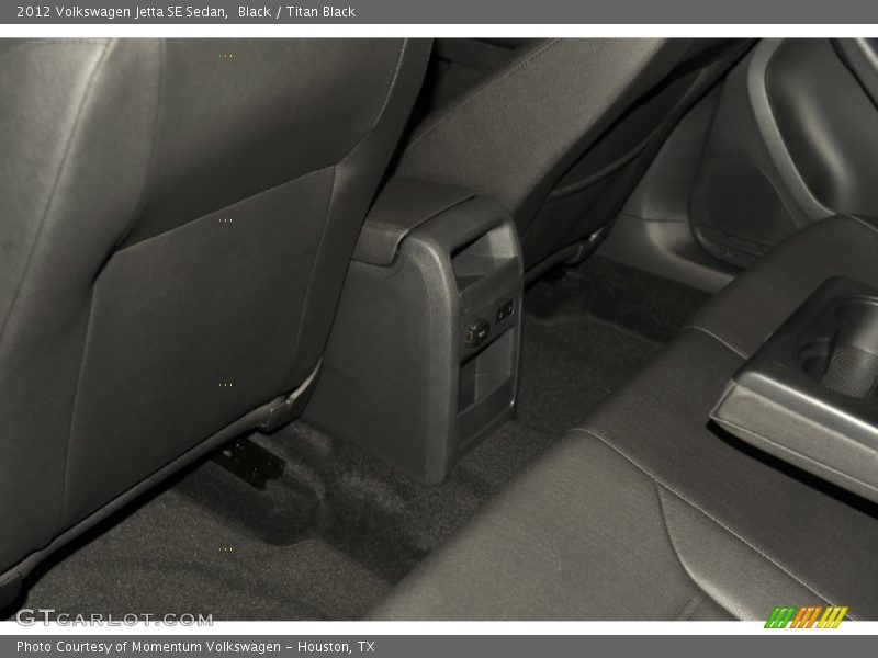 Black / Titan Black 2012 Volkswagen Jetta SE Sedan