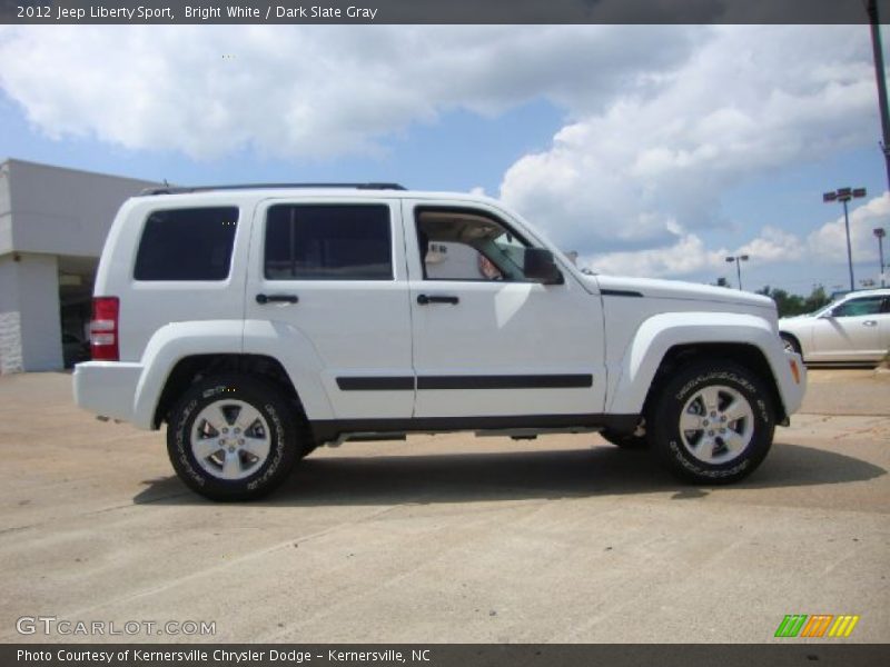 Bright White / Dark Slate Gray 2012 Jeep Liberty Sport