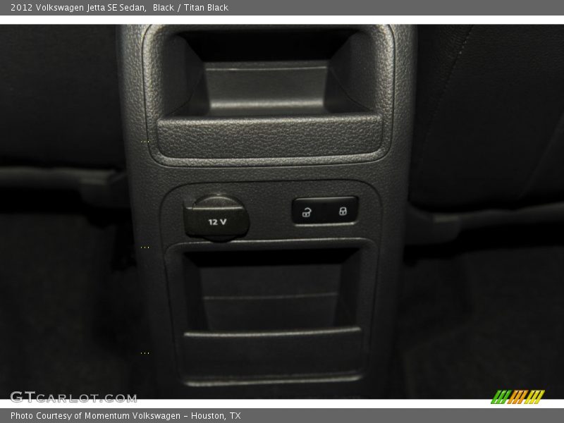 Black / Titan Black 2012 Volkswagen Jetta SE Sedan