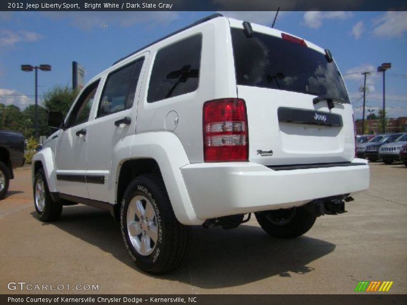 Bright White / Dark Slate Gray 2012 Jeep Liberty Sport