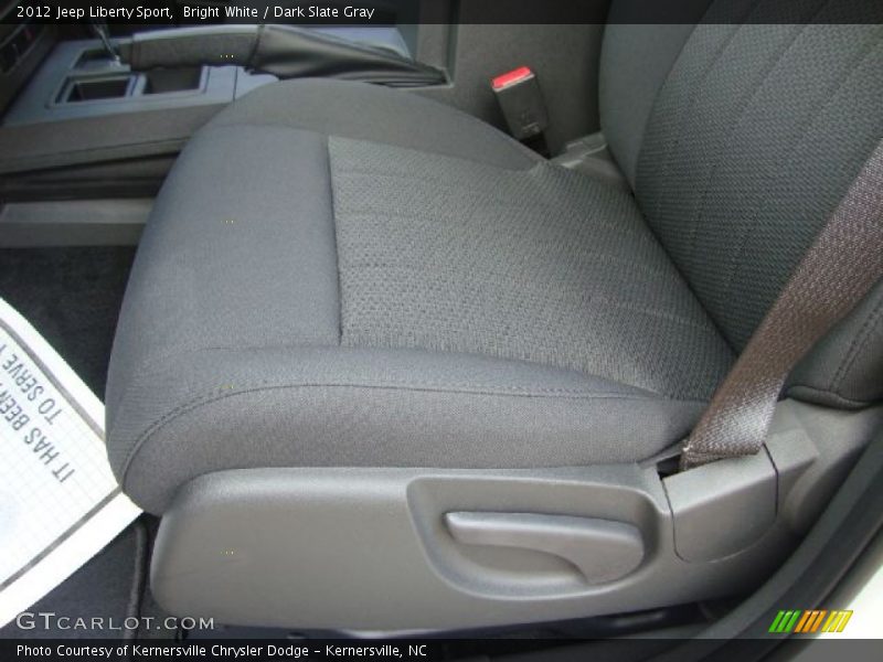 Bright White / Dark Slate Gray 2012 Jeep Liberty Sport