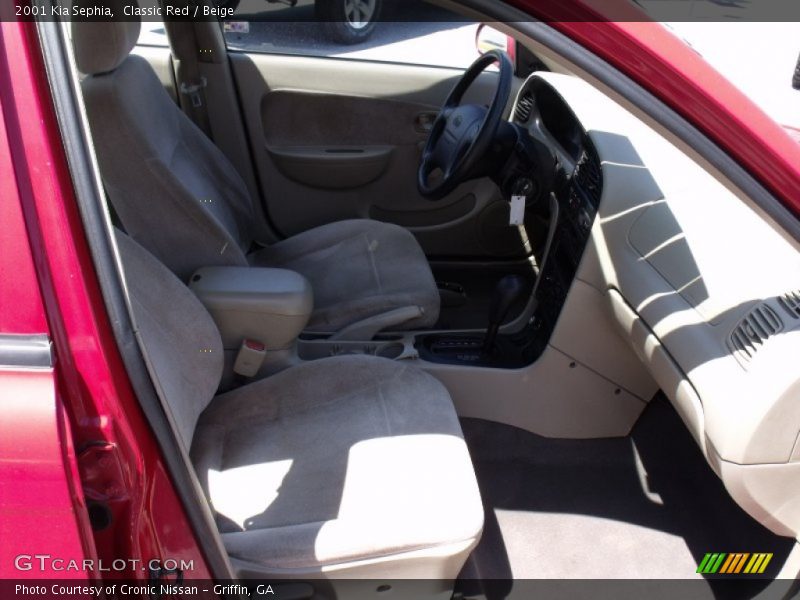 Classic Red / Beige 2001 Kia Sephia