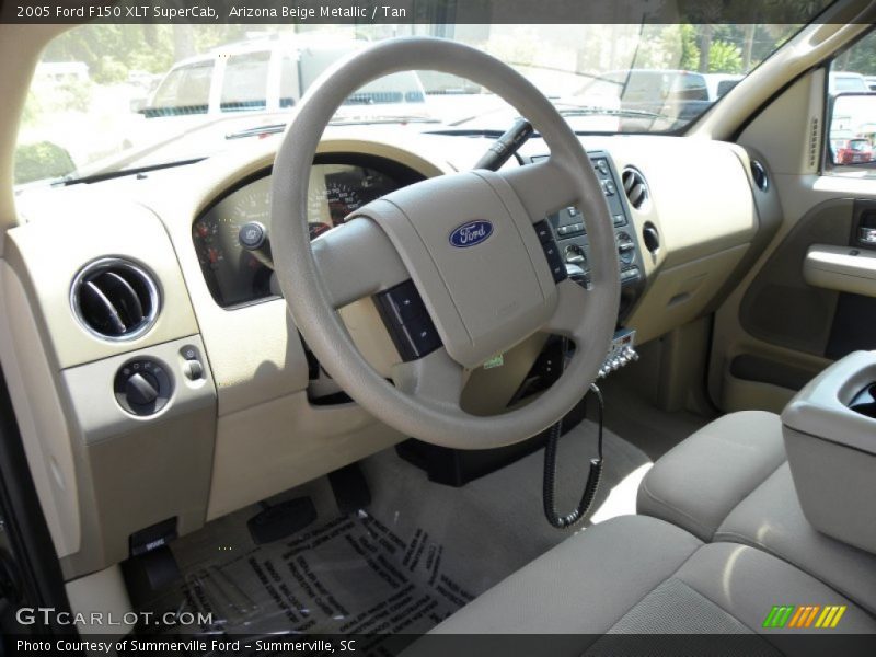 Arizona Beige Metallic / Tan 2005 Ford F150 XLT SuperCab