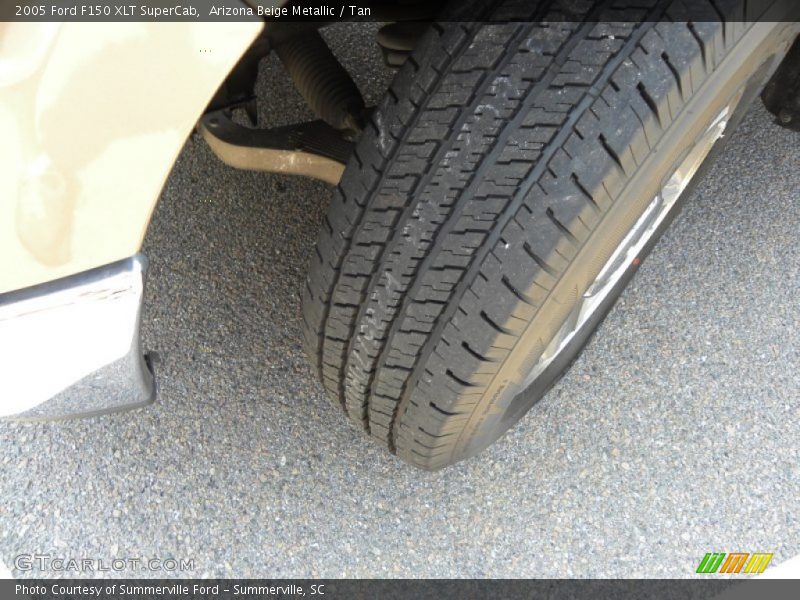Arizona Beige Metallic / Tan 2005 Ford F150 XLT SuperCab