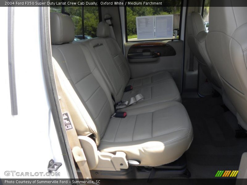Oxford White / Medium Parchment 2004 Ford F350 Super Duty Lariat Crew Cab Dually