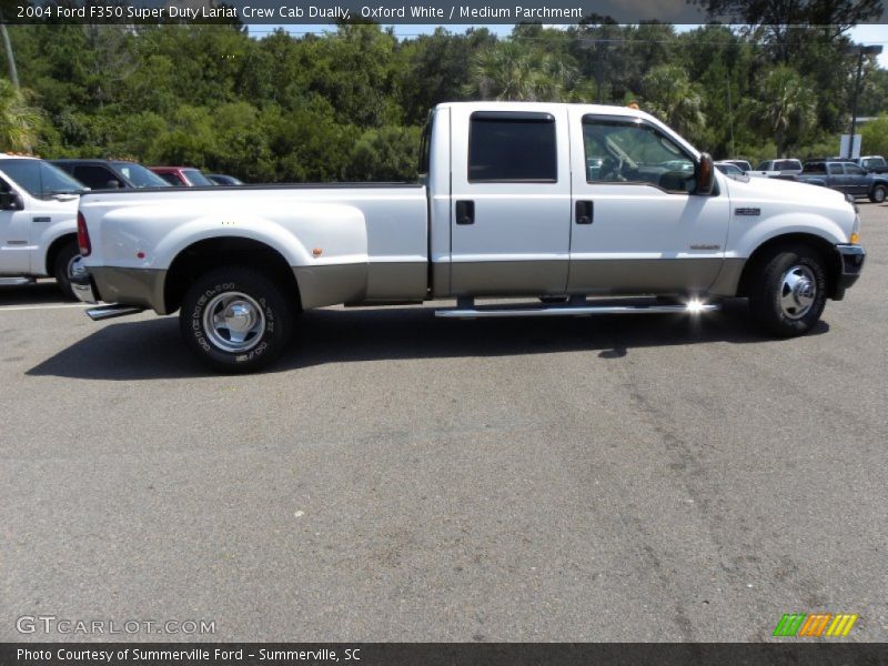 Oxford White / Medium Parchment 2004 Ford F350 Super Duty Lariat Crew Cab Dually