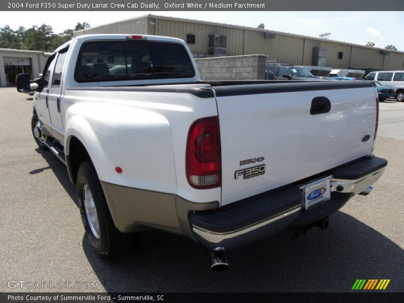 Oxford White / Medium Parchment 2004 Ford F350 Super Duty Lariat Crew Cab Dually