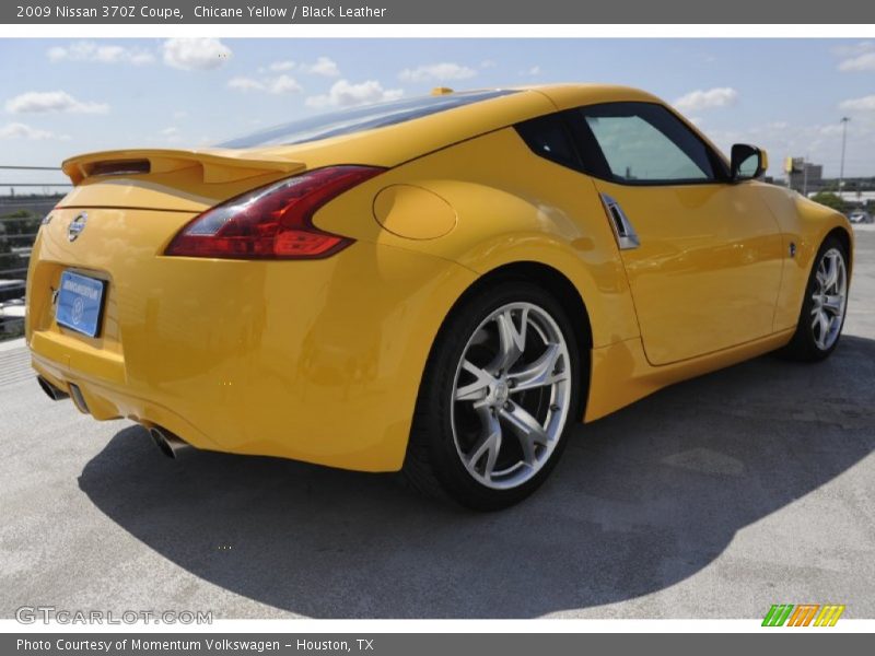 Chicane Yellow / Black Leather 2009 Nissan 370Z Coupe