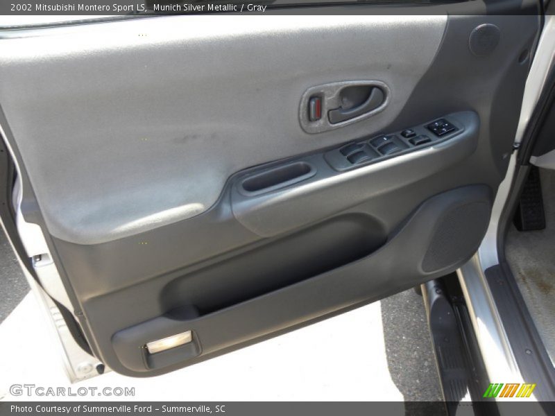 Munich Silver Metallic / Gray 2002 Mitsubishi Montero Sport LS