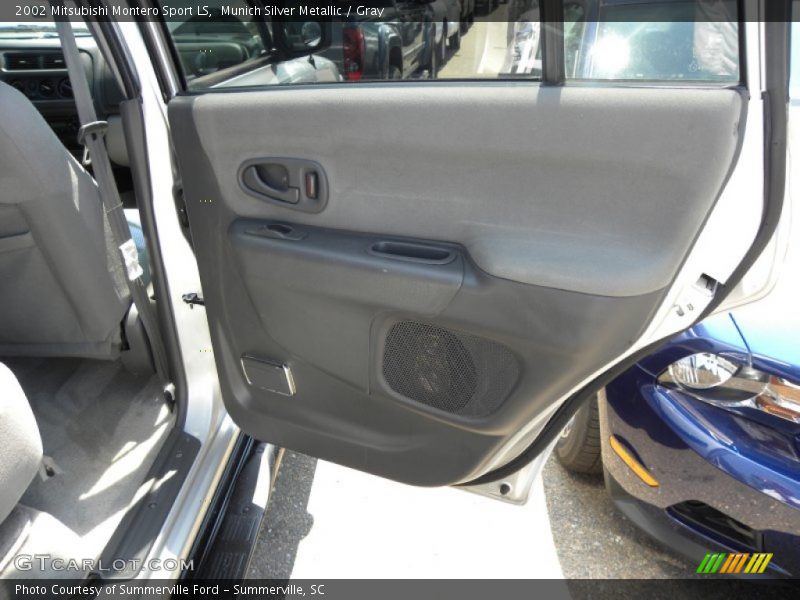 Munich Silver Metallic / Gray 2002 Mitsubishi Montero Sport LS