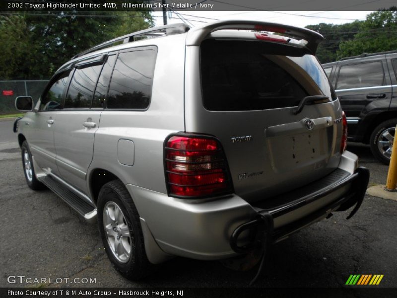 Millennium Silver Metallic / Ivory 2002 Toyota Highlander Limited 4WD