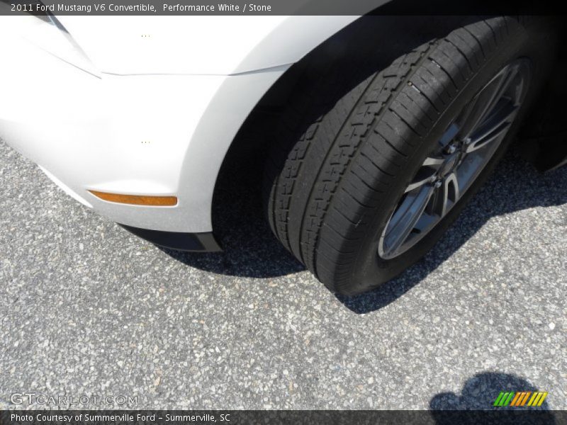 Performance White / Stone 2011 Ford Mustang V6 Convertible