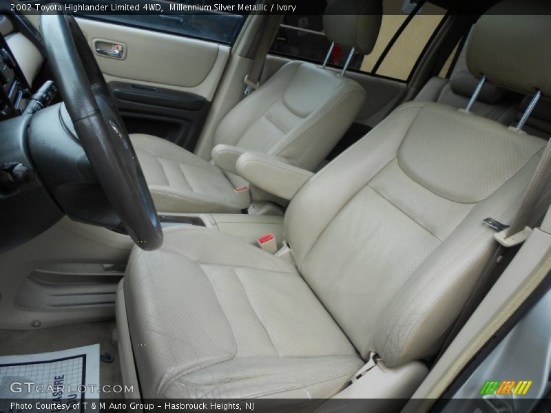 Millennium Silver Metallic / Ivory 2002 Toyota Highlander Limited 4WD