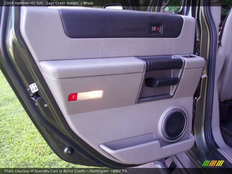 Door Panel of 2004 H2 SUV