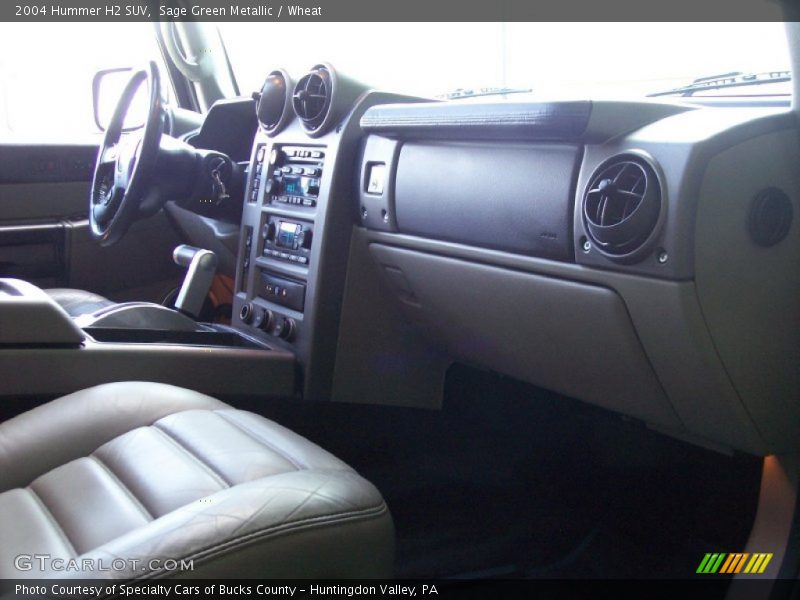 Sage Green Metallic / Wheat 2004 Hummer H2 SUV