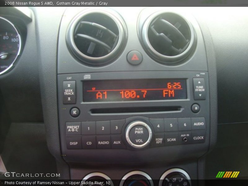 Gotham Gray Metallic / Gray 2008 Nissan Rogue S AWD