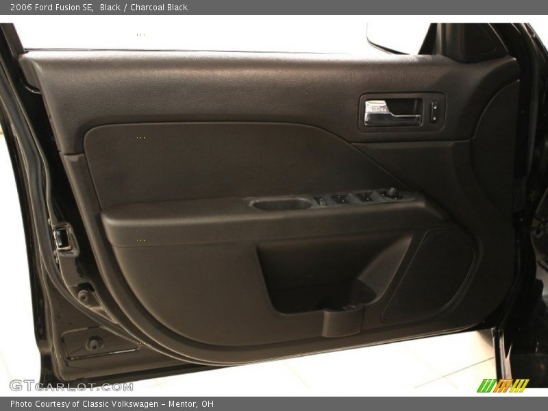 Black / Charcoal Black 2006 Ford Fusion SE