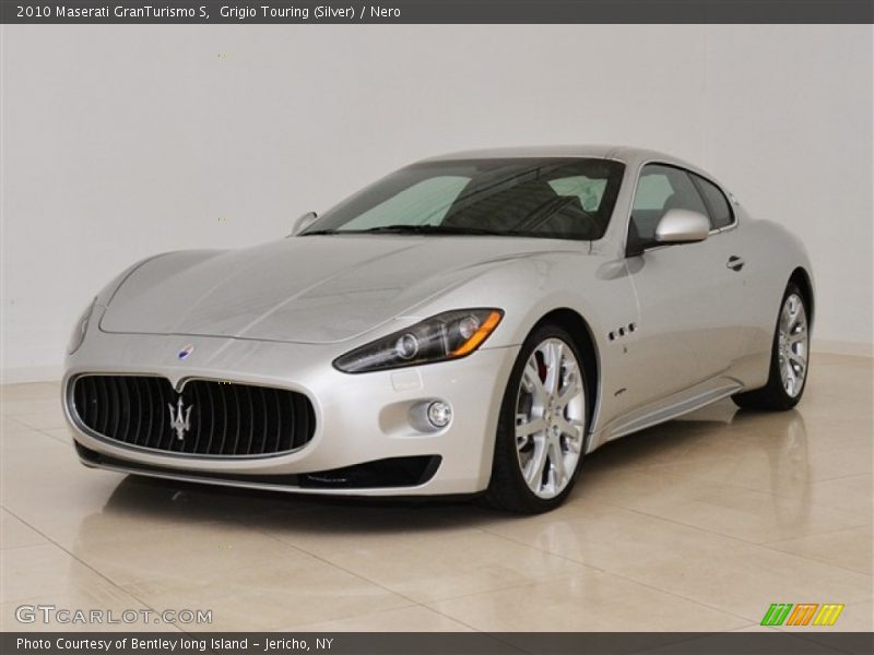 Grigio Touring (Silver) / Nero 2010 Maserati GranTurismo S
