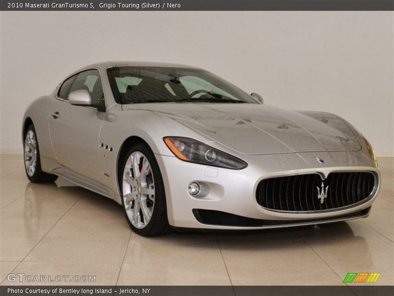 Grigio Touring (Silver) / Nero 2010 Maserati GranTurismo S