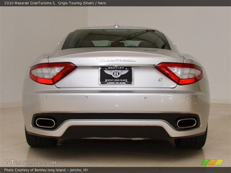 Grigio Touring (Silver) / Nero 2010 Maserati GranTurismo S