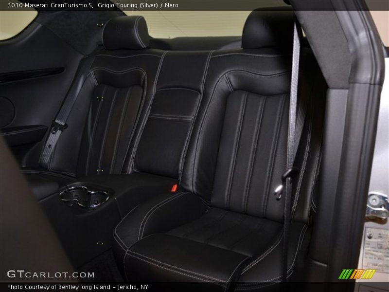  2010 GranTurismo S Nero Interior