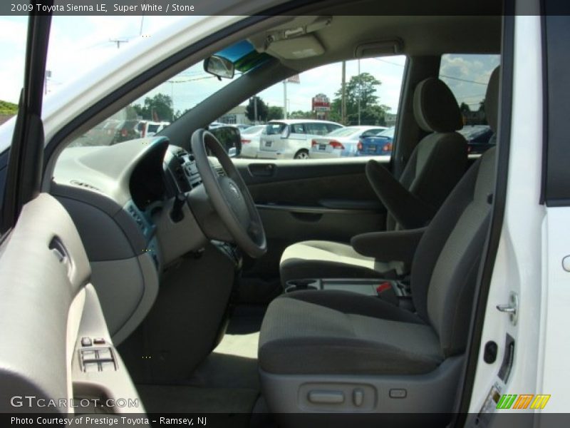 Super White / Stone 2009 Toyota Sienna LE