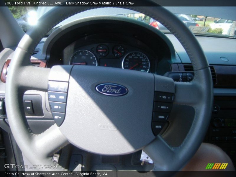  2005 Five Hundred SEL AWD Steering Wheel