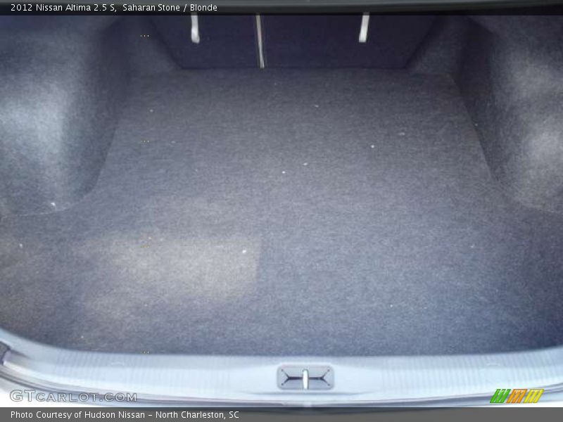 Saharan Stone / Blonde 2012 Nissan Altima 2.5 S