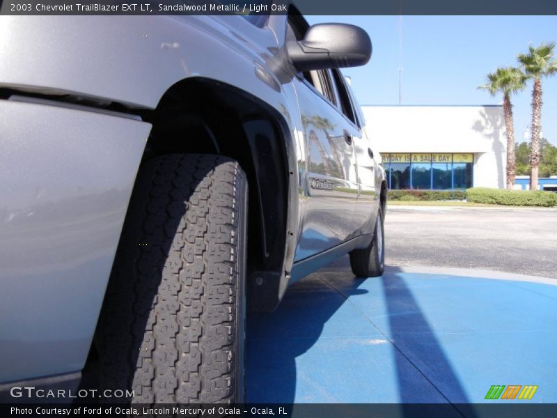 Sandalwood Metallic / Light Oak 2003 Chevrolet TrailBlazer EXT LT