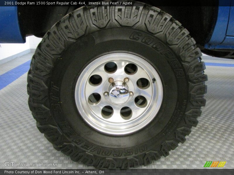 Custom Wheels of 2001 Ram 1500 Sport Regular Cab 4x4