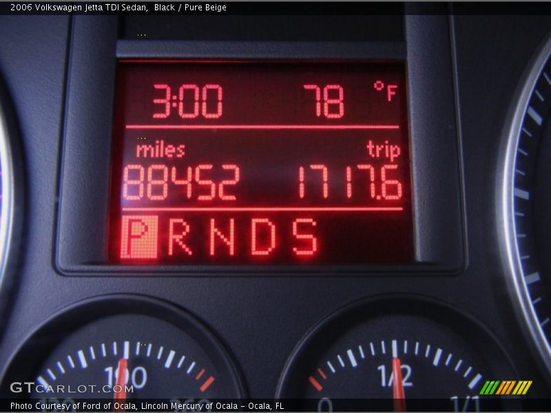 Black / Pure Beige 2006 Volkswagen Jetta TDI Sedan