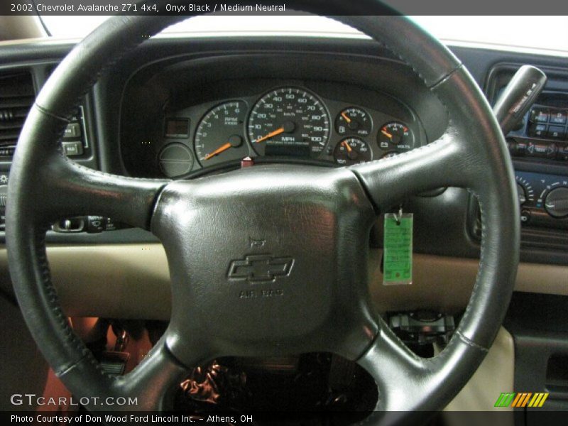 Onyx Black / Medium Neutral 2002 Chevrolet Avalanche Z71 4x4