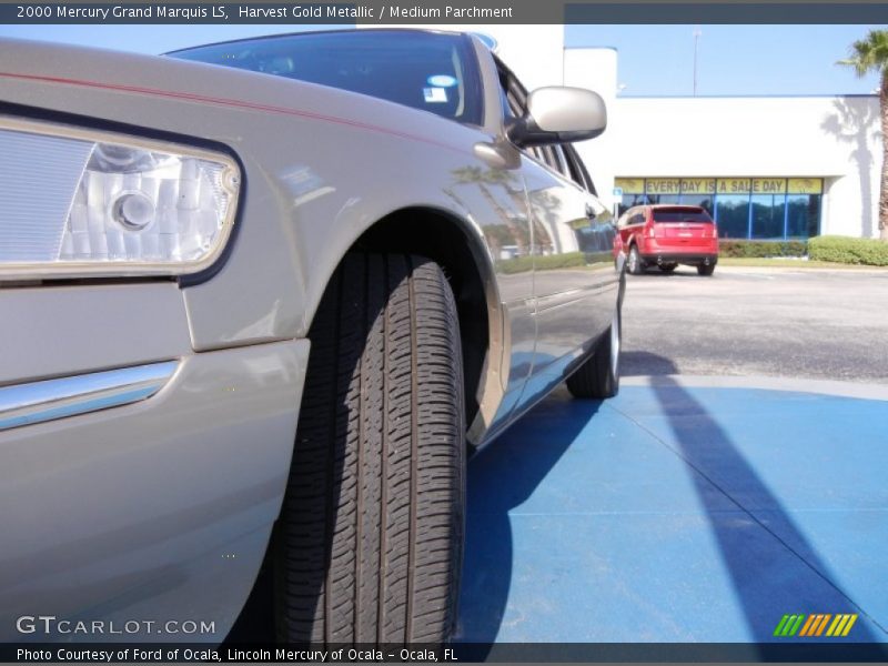 Harvest Gold Metallic / Medium Parchment 2000 Mercury Grand Marquis LS